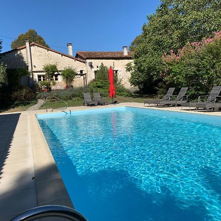 Puyreaux Uniquely Private Holiday Villa In The Charente מראה חיצוני תמונה
