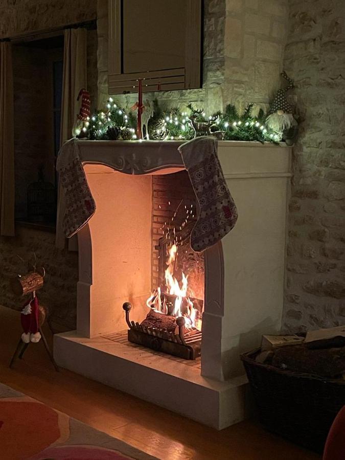 Puyreaux Uniquely Private Holiday Villa In The Charente מראה חיצוני תמונה